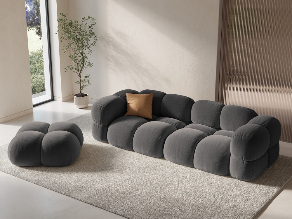 Szara sofa do salonu